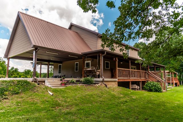 846 Clark Hollow Rd, Westmoreland, TN 37186