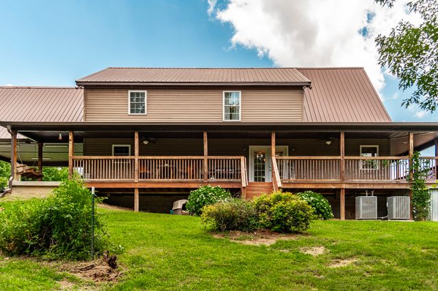 846 Clark Hollow Rd, Westmoreland, TN 37186