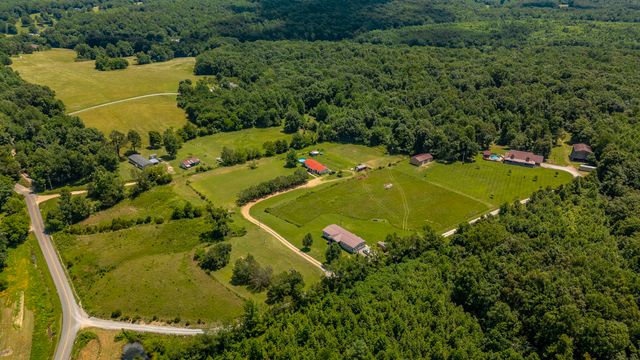 846 Clark Hollow Rd, Westmoreland, TN 37186