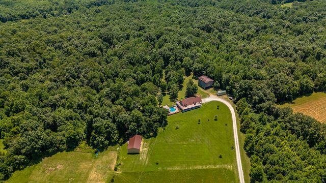 846 Clark Hollow Rd, Westmoreland, TN 37186