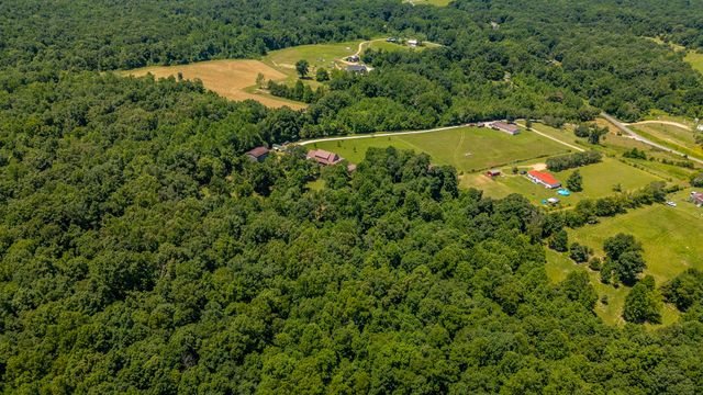846 Clark Hollow Rd, Westmoreland, TN 37186