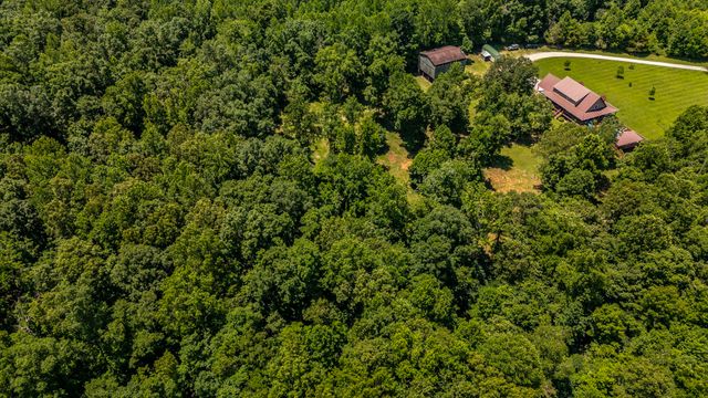 846 Clark Hollow Rd, Westmoreland, TN 37186