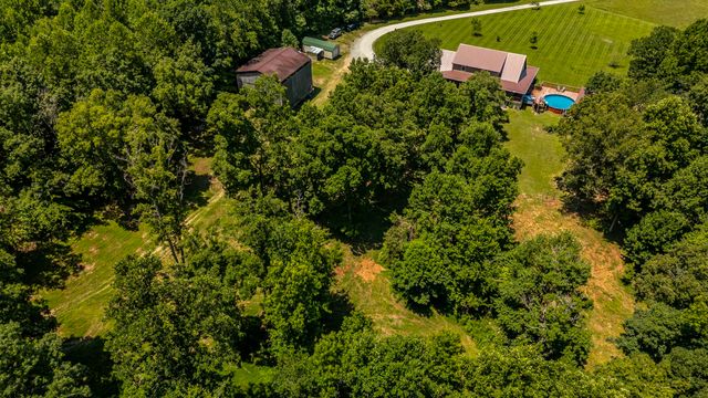 846 Clark Hollow Rd, Westmoreland, TN 37186