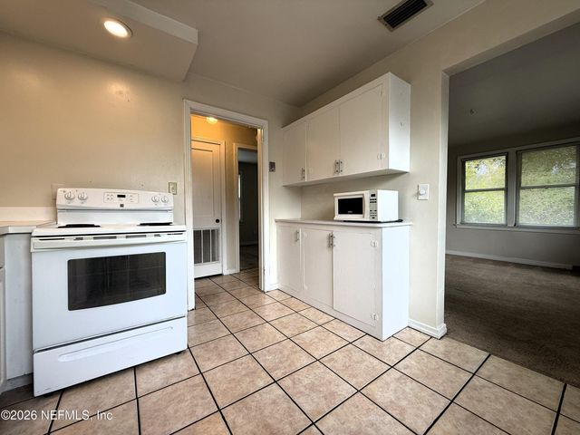 1338 WOLFE Street 2, Jacksonville, FL 32205