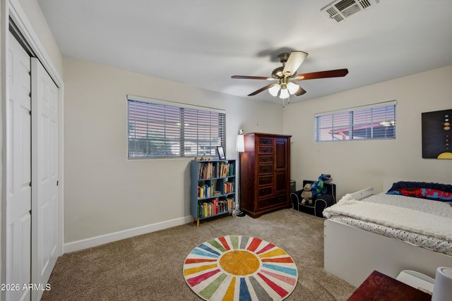 2422 N 37TH Street, Phoenix, AZ 85008