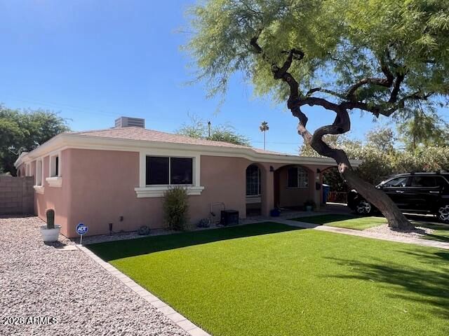 2422 N 37TH Street, Phoenix, AZ 85008