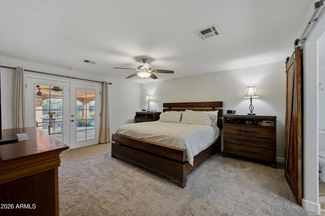 2422 N 37TH Street, Phoenix, AZ 85008