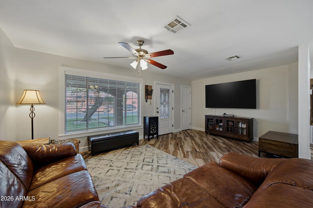 2422 N 37TH Street, Phoenix, AZ 85008 — photo 5