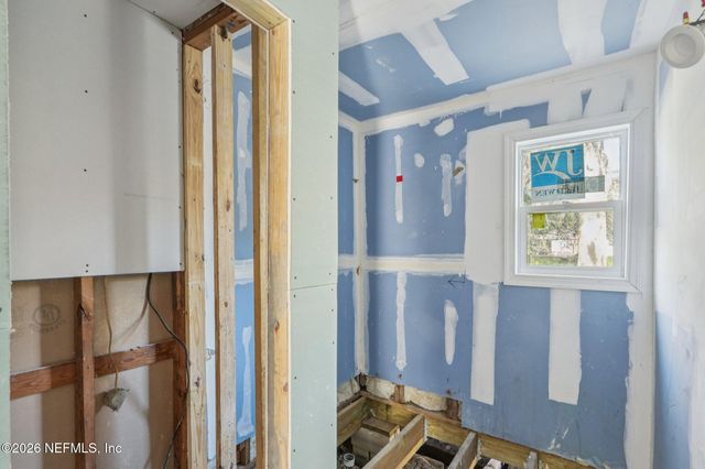 6965 DUNN Avenue, Jacksonville, FL 32219