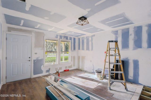 6965 DUNN Avenue, Jacksonville, FL 32219