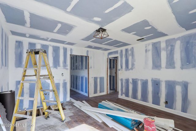 6965 DUNN Avenue, Jacksonville, FL 32219