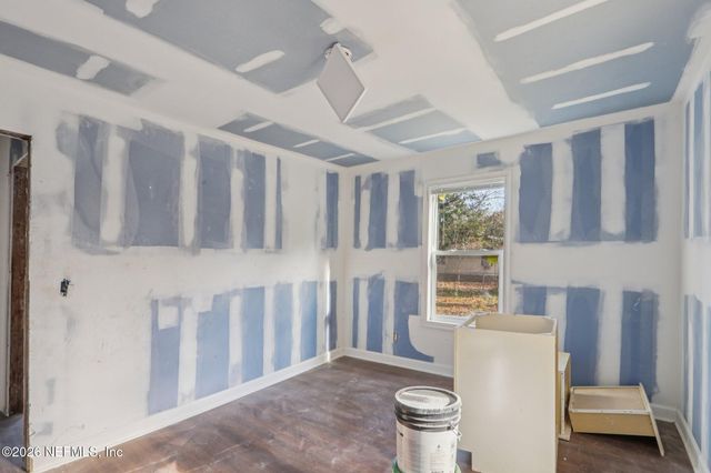 6965 DUNN Avenue, Jacksonville, FL 32219