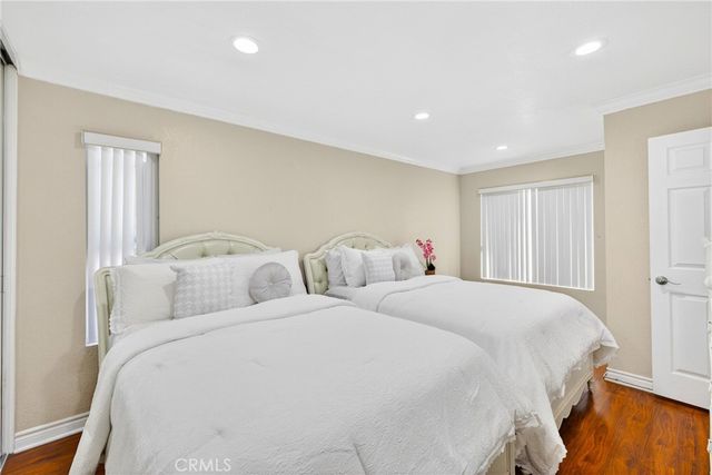 2521 W Sunflower H6, Santa Ana, CA 92704
