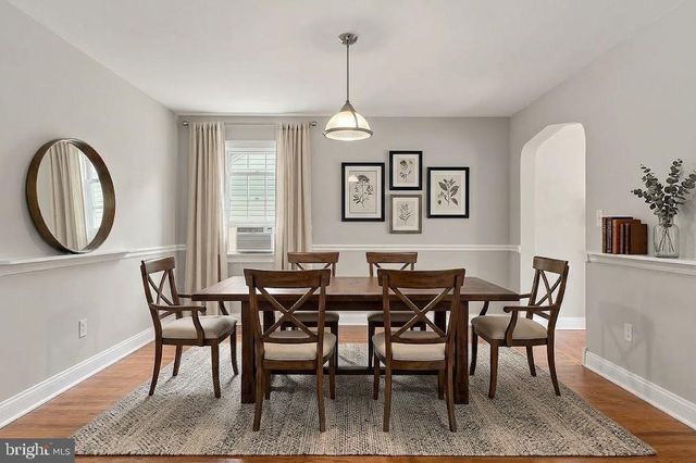 9 HEDGE ST, Toms River, NJ 08753