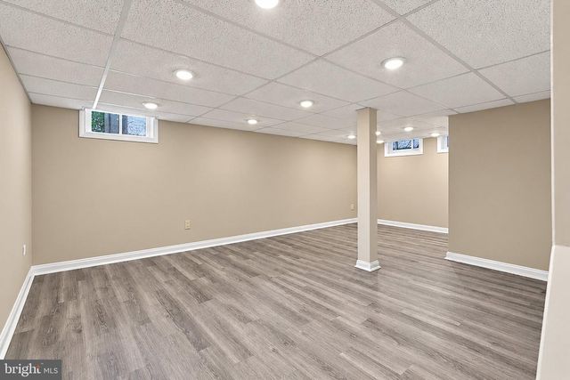 9 HEDGE ST, Toms River, NJ 08753