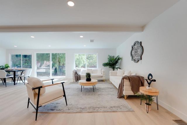 14911 Espola Rd, Poway, CA 92064