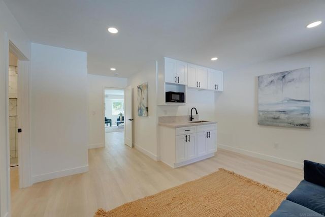 14911 Espola Rd, Poway, CA 92064