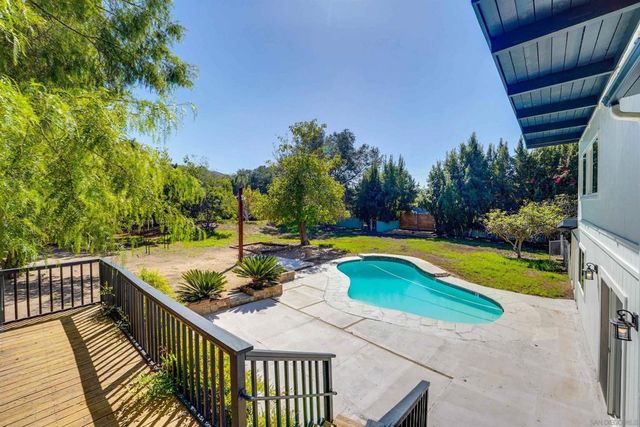 14911 Espola Rd, Poway, CA 92064