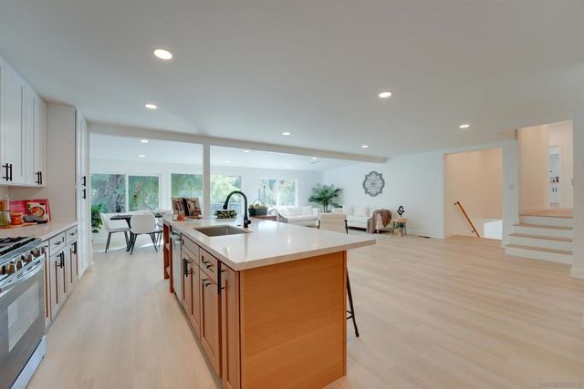 14911 Espola Rd, Poway, CA 92064