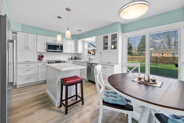 1704 Tanglewood Drive, Lafayette, IN 47905