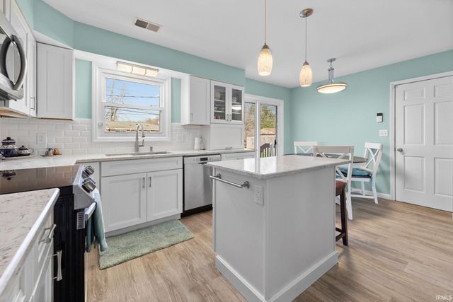 1704 Tanglewood Drive, Lafayette, IN 47905