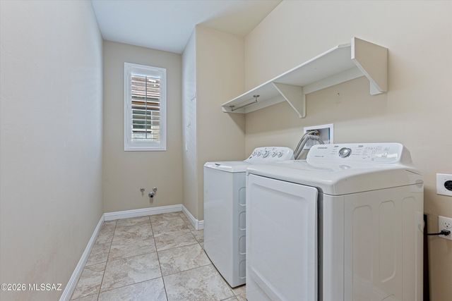 10088 S Black Surrey Drive, Vail, AZ 85641