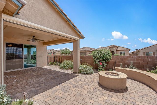 10088 S Black Surrey Drive, Vail, AZ 85641