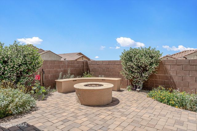 10088 S Black Surrey Drive, Vail, AZ 85641