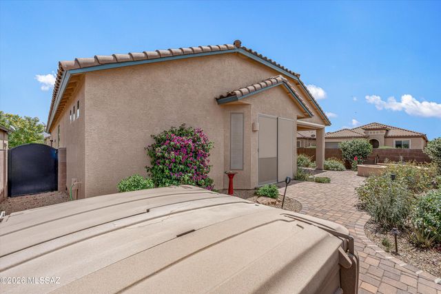 10088 S Black Surrey Drive, Vail, AZ 85641