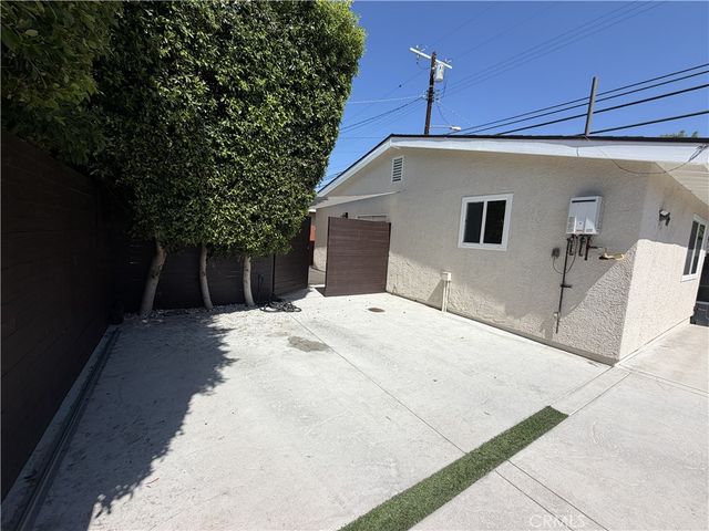 6024 Lindley Avenue, Encino, CA 91316