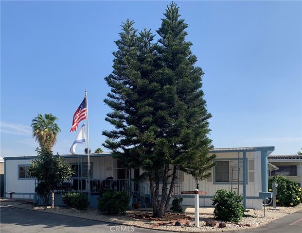 1630 S Barranca Ave 103, Glendora, CA 91740