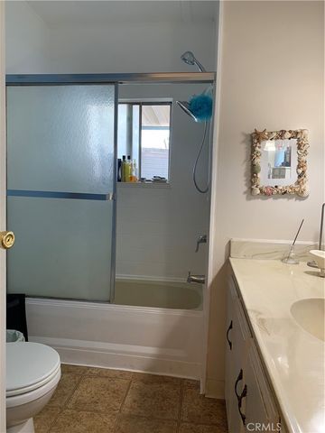 1630 S Barranca Ave 103, Glendora, CA 91740