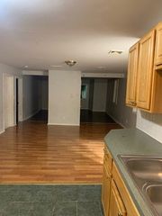 174 Jencks St 3, Fall River, MA 02723