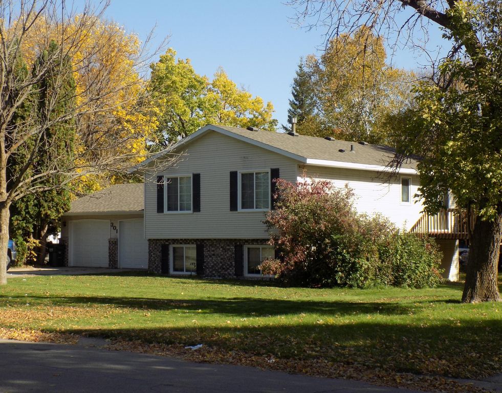 301 23rd Street SE, Willmar, MN 56201 — photo 3