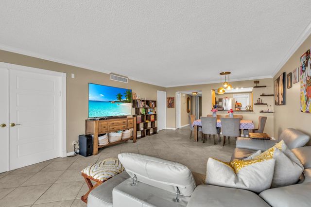 3080 N Course Drive 501, Pompano Beach, FL 33069