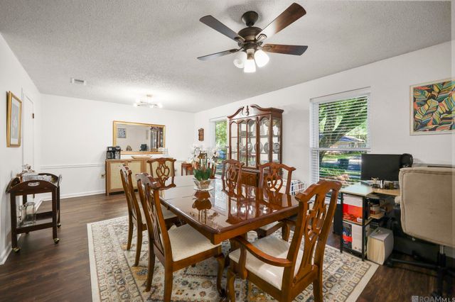 348 Chippenham Dr, Baton Rouge, LA 70808