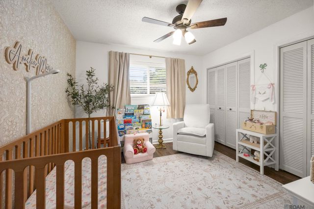 348 Chippenham Dr, Baton Rouge, LA 70808
