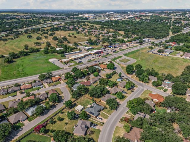 101 Black Forest Drive, Weatherford, TX 76086