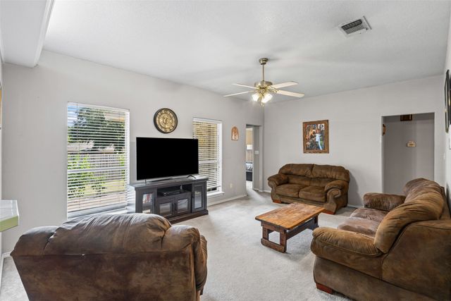 101 Black Forest Drive, Weatherford, TX 76086