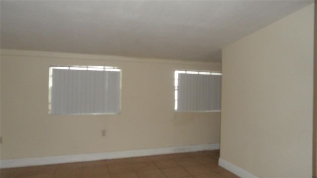 700 N 70th Ave 700, Hollywood, FL 33024