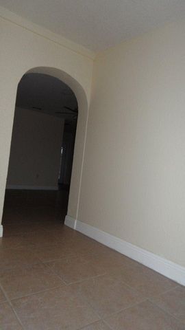 700 N 70th Ave 700, Hollywood, FL 33024