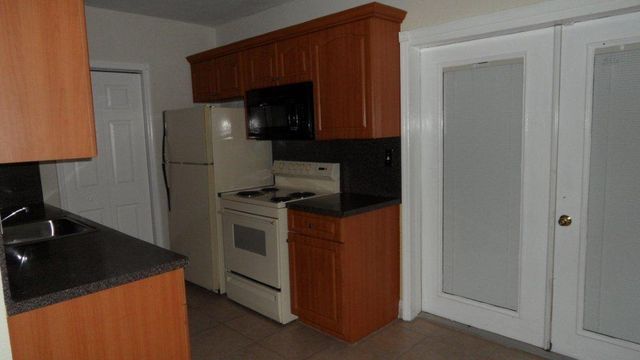 700 N 70th Ave 700, Hollywood, FL 33024