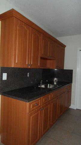 700 N 70th Ave 700, Hollywood, FL 33024