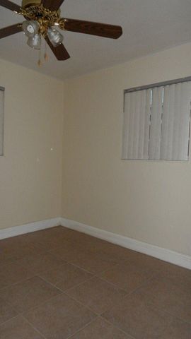 700 N 70th Ave 700, Hollywood, FL 33024