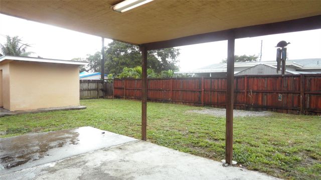 700 N 70th Ave 700, Hollywood, FL 33024