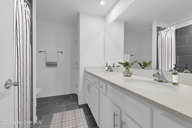 777 Castleford Avenue NE, Palm Bay, FL 32905