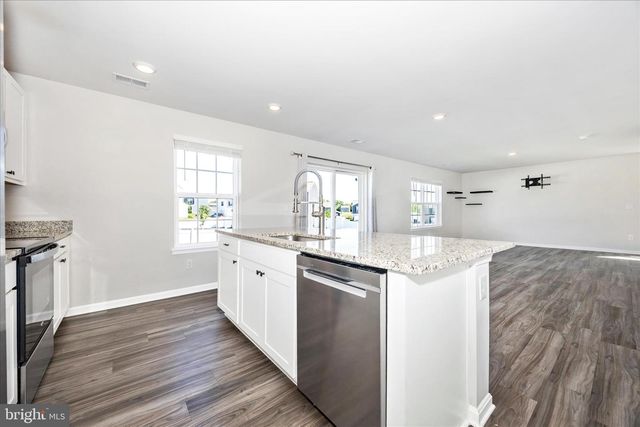 89 GUMSPRING DR, Charles Town, WV 25414