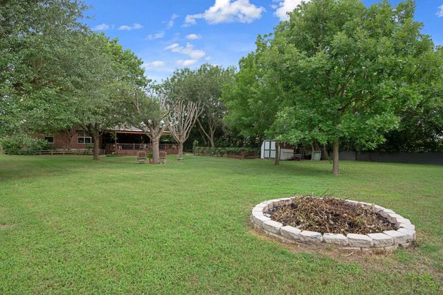 113 Arikara ST, Buda, TX 78610