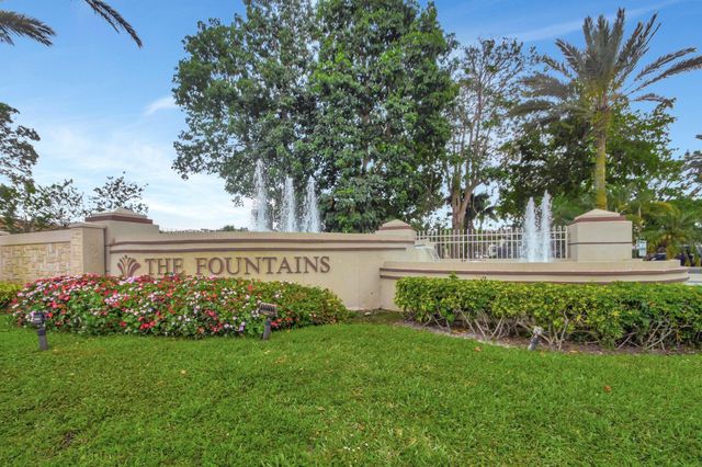 6933 N Harbours Edge Avenue, Lake Worth, FL 33467
