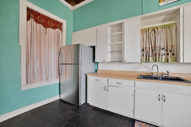 400 S Main ST, Belton, TX 76513